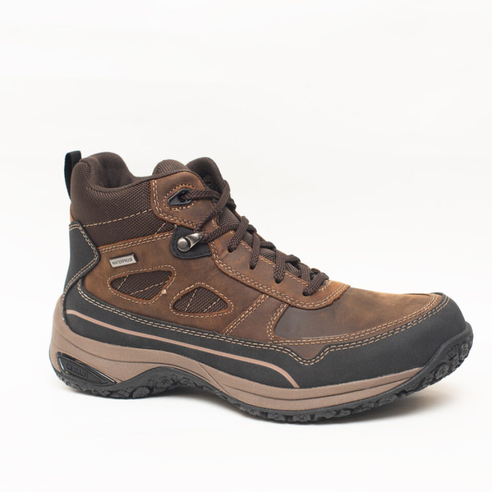 Dunham cloud sale hiking boots