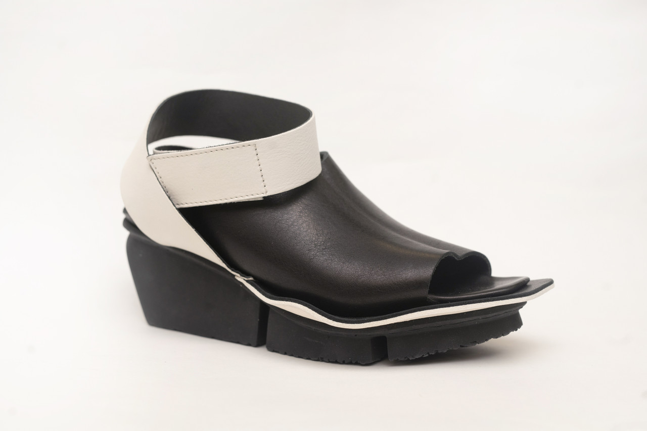 Trippen Dual f waw – Black – Miller Shoes